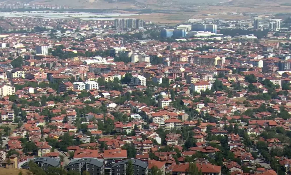 Isparta’da Kurban Bayramı boyunca hava sıcaklıklarının mevsim normallerinin üzerinde seyretmesi